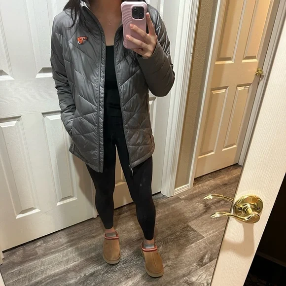 Columbia Grey Beavs Down Jacket - Picture 2 of 6